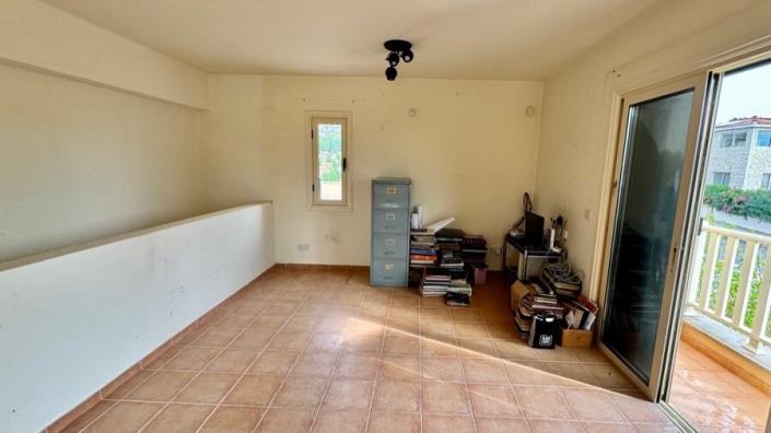 Image No.11-6 Bed Villa for sale