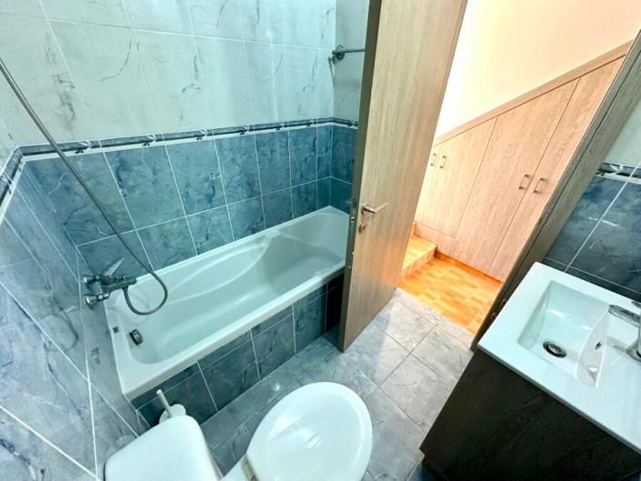 Image No.9-1 Bed Apartment for sale