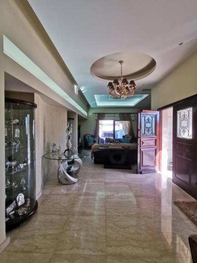 Image No.5-4 Bed Villa / Detached for sale