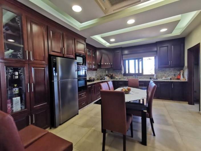 Image No.2-4 Bed Villa / Detached for sale