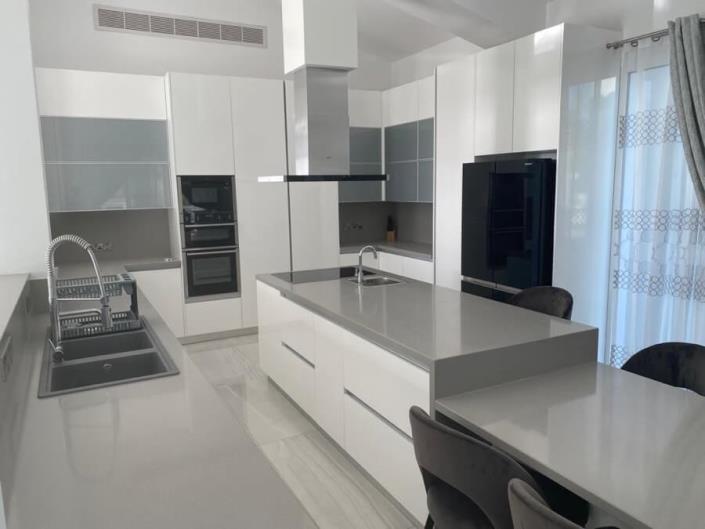 Image No.2-4 Bed Villa for sale