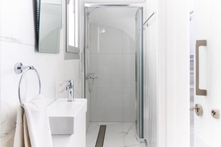 Image No.10-3 Bed Villa for sale