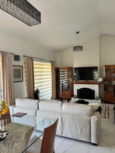 Image No.3-3 Bed Villa for sale