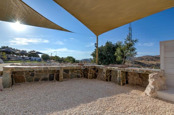 Image No.30-4 Bed Property for sale