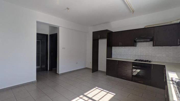 Image No.9-2 Bed Property for sale