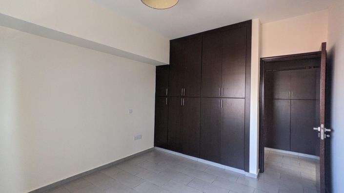 Image No.10-2 Bed Property for sale