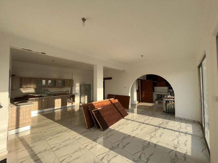 Image No.10-Commercial à vendre à Chlorakas