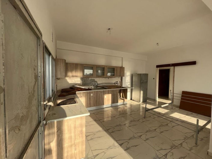 Image No.4-Commercial à vendre à Chlorakas