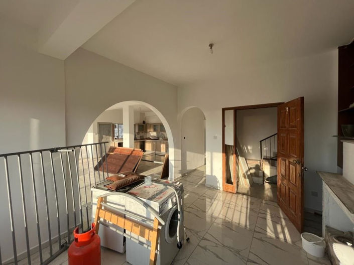 Image No.8-Commercial à vendre à Chlorakas