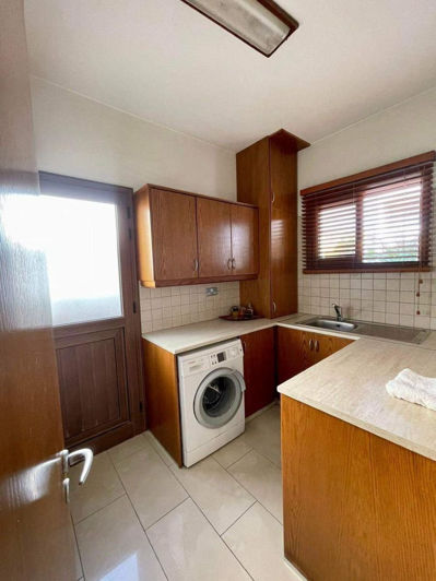 Image No.12-4 Bed Villa for sale