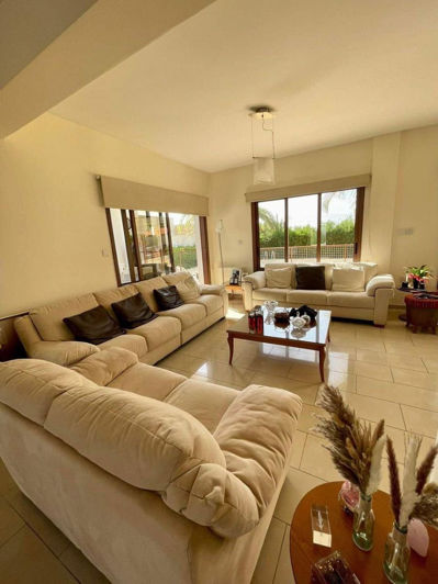 Image No.5-4 Bed Villa for sale