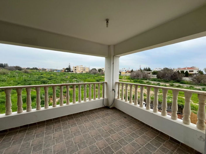 Image No.9-3 Bed Apartment for sale