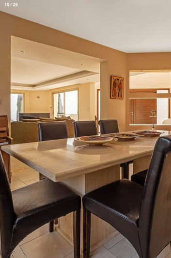 Image No.12-8 Bed Villa for sale