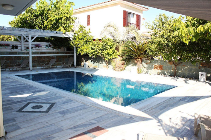 Image No.7-4 Bed Villa for sale