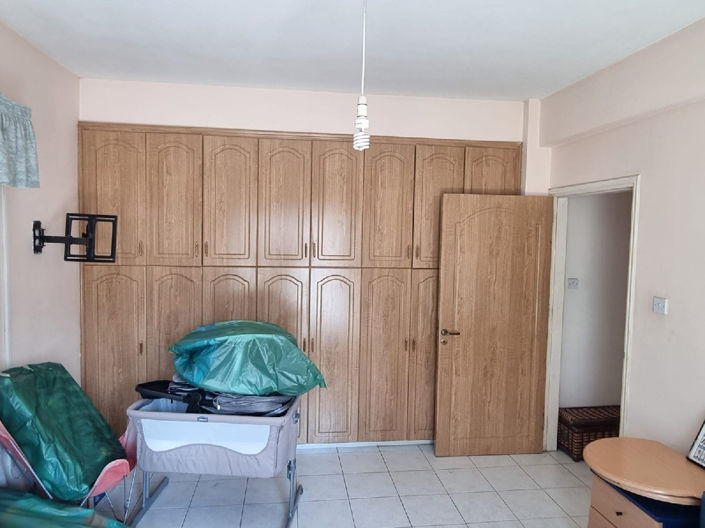 Image No.15-4 Bed House for sale