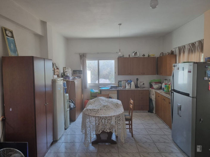 Image No.7-4 Bed House for sale