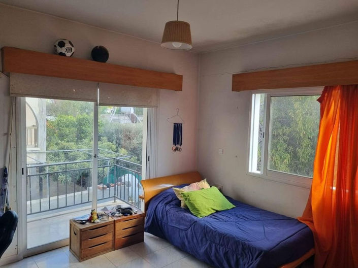 Image No.9-3 Bed House for sale