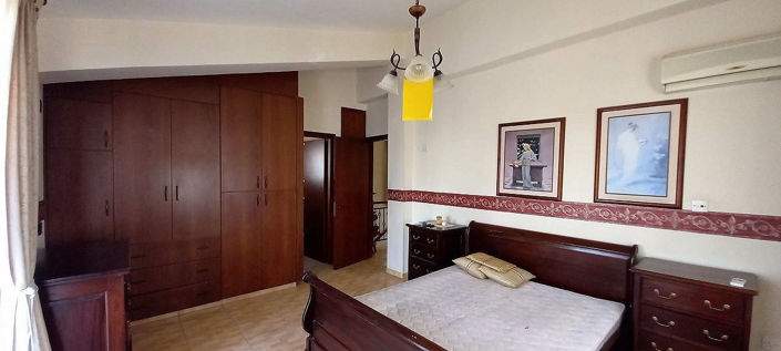 Image No.11-Maison de 4 chambres à vendre à Yeroskipou