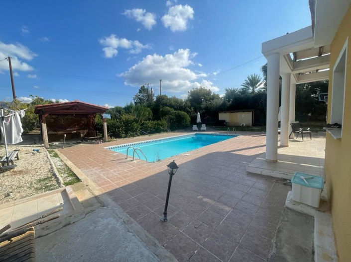 Image No.12-3 Bed Bungalow for sale