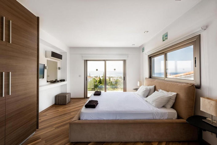 Image No.15-4 Bed Villa for sale