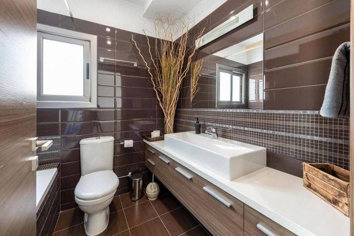 Image No.18-4 Bed Villa for sale