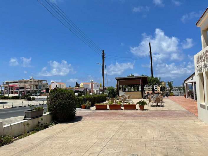 Image No.4-Commercial à vendre à Chlorakas