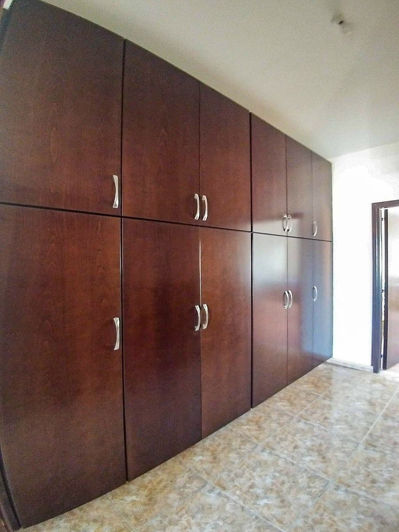 Image No.10-4 Bed House for sale