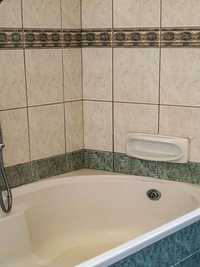 Image No.18-4 Bed House for sale