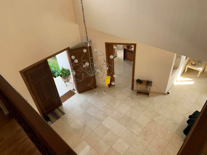 Image No.10-5 Bed Villa for sale