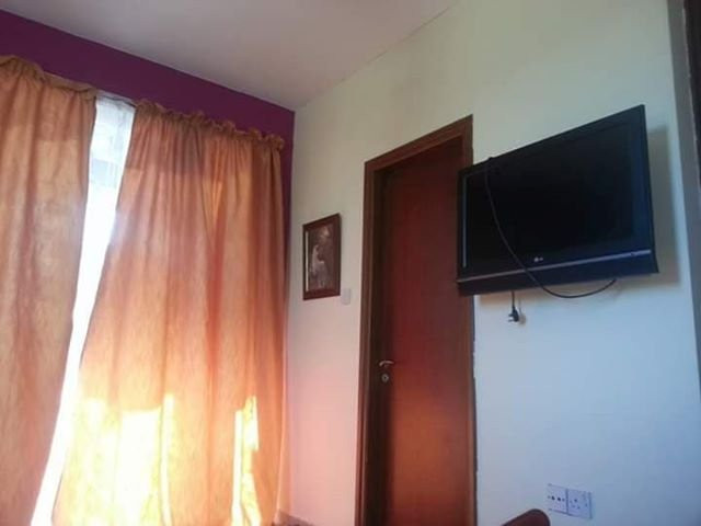 Image No.7-3 Bed House for sale