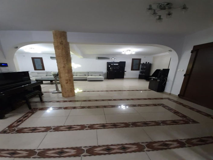 Image No.7-4 Bed House for sale