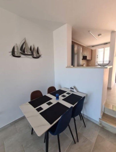 Image No.3-Maison de ville à vendre à Peyia