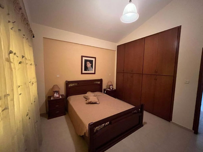 Image No.14-5 Bed House for sale