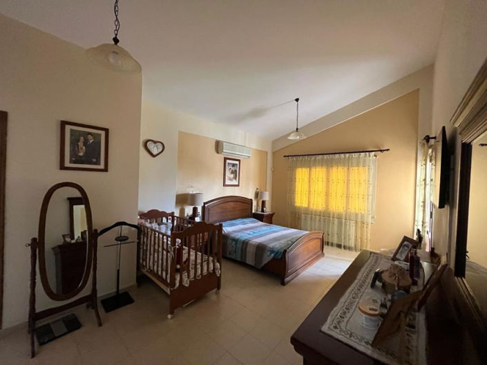 Image No.17-5 Bed House for sale