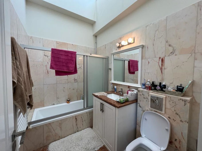 Image No.14-Villa de 7 chambres à vendre à Emba