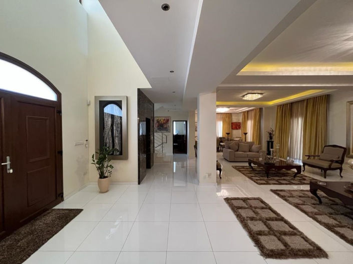 Image No.3-Villa de 7 chambres à vendre à Emba