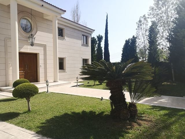 Image No.2-6 Bed Villa for sale