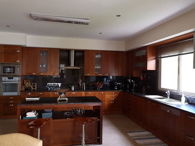 Image No.3-6 Bed Villa for sale