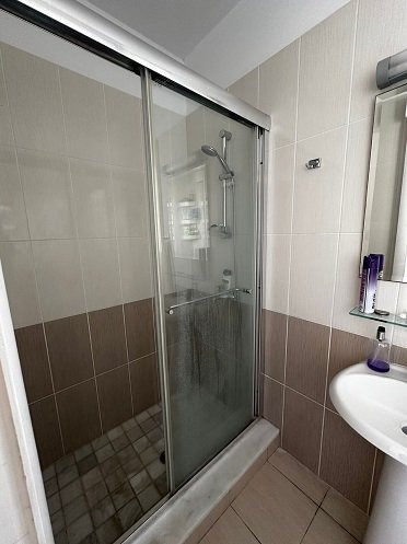 Image No.19-3 Bed Townhouse for sale