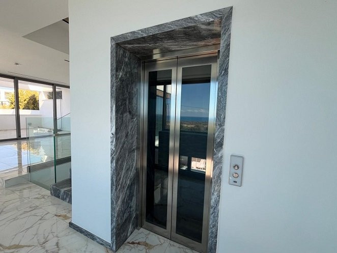 Image No.5-Villa de 7 chambres à vendre à Peyia