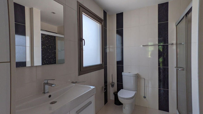 Image No.23-Maison de 4 chambres à vendre à Nicosie