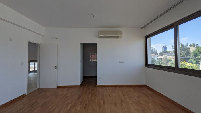 Image No.38-Maison de 4 chambres à vendre à Nicosie