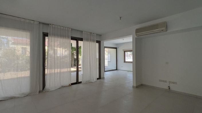 Image No.9-Maison de 4 chambres à vendre à Nicosie