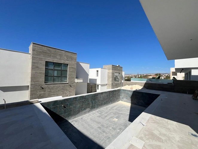 Image No.11-3 Bed Villa for sale