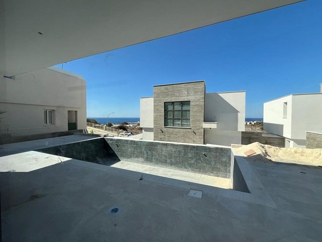 Image No.13-3 Bed Villa for sale