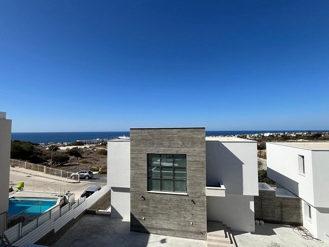 Image No.4-3 Bed Villa for sale