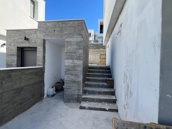 Image No.7-3 Bed Villa for sale