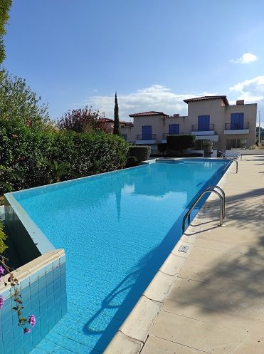 Image No.8-2 Bed Townhouse for sale