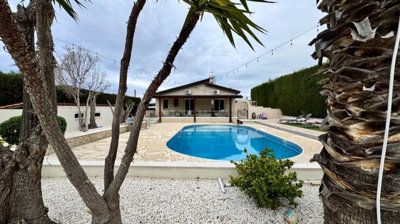 Bungalow de 5 chambres à vendre à Tala