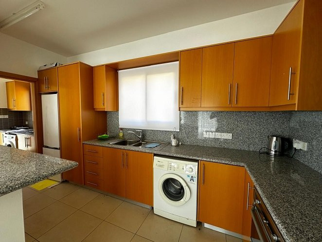 Image No.12-3 Bed Villa for sale